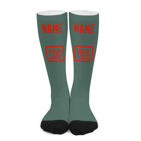 Chaussettes hautes personnalisées bleues, vertes, oranges et rouges