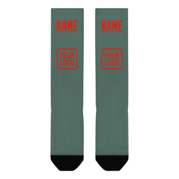 Chaussettes hautes personnalisées bleues, vertes, oranges et rouges